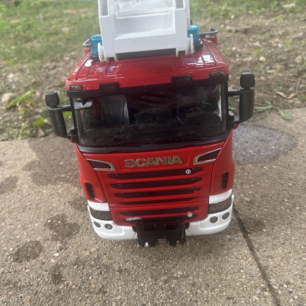 Bruder Scania Fire Engine Ladder Rescue Truck Toy 1/16 Made in Germany - Picture 11 of 15
